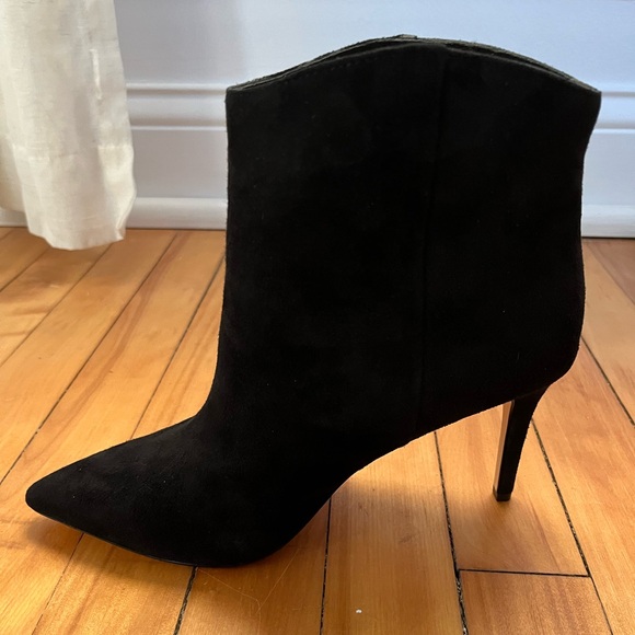 JCrew Black Shaped Topline Short Boots - Picture 11 of 15